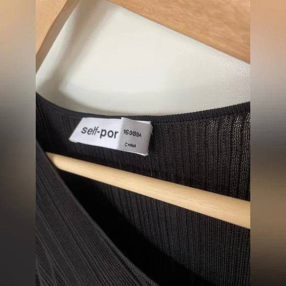 Brand new Self-Portrait cut-out detail ribbed-knit midi dress - Picture 11 of 11